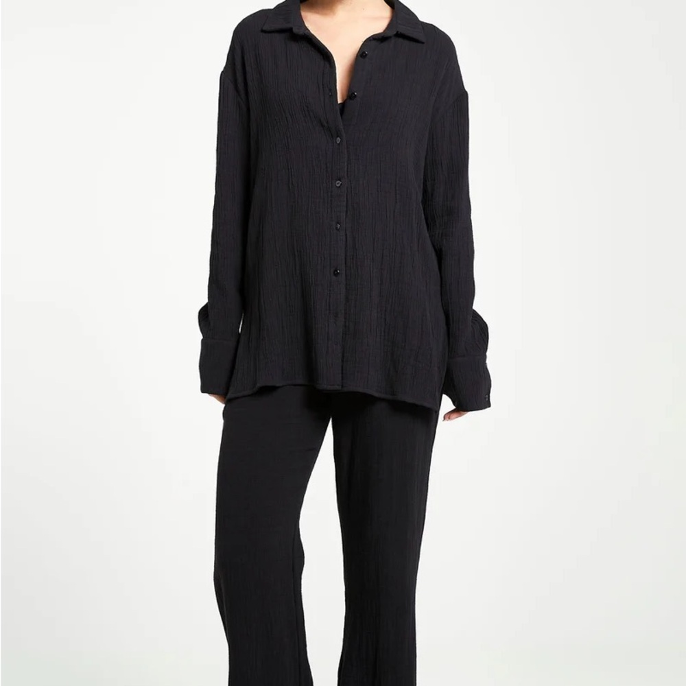 [M]BOA Because of Alice Dark Crinkled Textured Gauzy Button-Up Shirt Slits